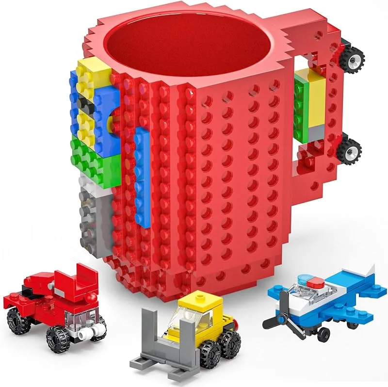 Visita la tienda de DAYMOO DAYMOO Build on Brick Mug, Vasos Plástico Niños Personalizados, Tazas Desayuno, Taza de Café Divertida y Cool para Hombres, Adultos y Mujeres, Navidad, Amarillo, Regalo de Cumpleaños, Rojo — Adviento y mesa
