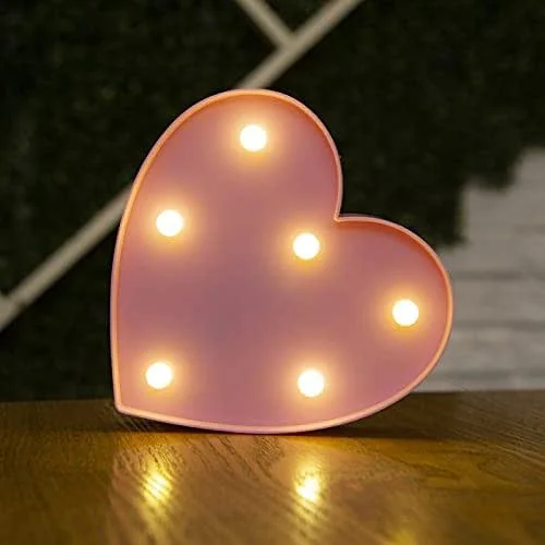Tiardey Luces de Letras con Forma de símbolo LED, lámparas de Mesa de plástico con Forma de Alfabeto Boda, decoración para Colgar en la Pared del hogar Todos los días, en Forma de corazón — Cena a la luz de velas