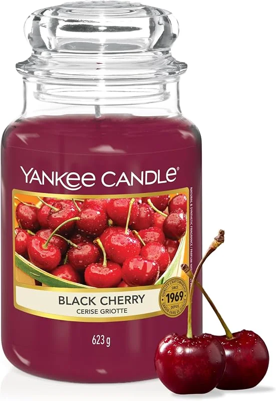Visita la tienda de Yankee Candle Yankee Candle Vela aromática en tarro grande de Black Cherry, Velas de larga duración: hasta 150 h, Regalos perfectos para mujeres — Cena a la luz de velas