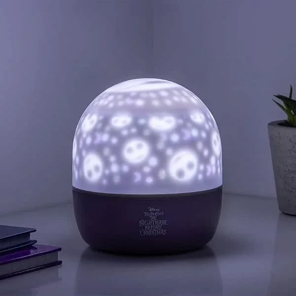 Visita la tienda de Paladone Paladone Luz de proyección de Navidad - Lámpara de proyector oficial con sonidos y escenas intercambiables, anillo de características Jack Skellington, 4 modos — Luces Navidad