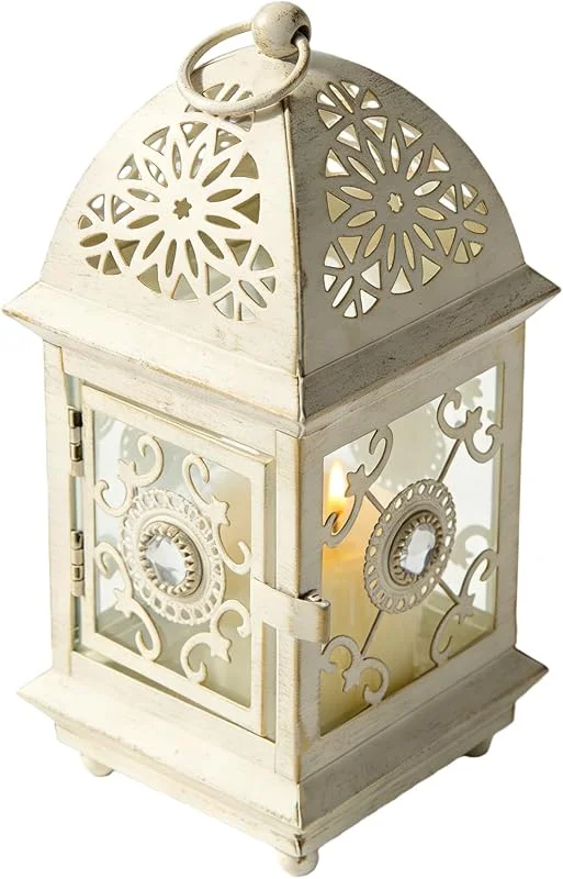 GBKDQQ Farolillo decorativo de estilo vintage colgante, 21 cm de alto, para velas LED, farolillos de metal para decoración de velas, cristal templado, fiestas, bodas (blanco con cepillo dorado) — Cena a la luz de velas