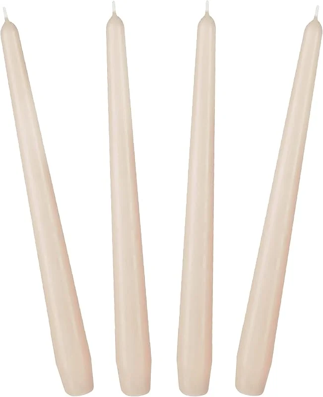 Visita la tienda de BRUBAKER BRUBAKER Velas Cónicas de 24 cm para Candelabros y Portavelas - 4 piezas - Velas Decorativas Largas, Antigoteo y de Larga Duración - Set de Velas para Candelabros Champán — Cena a la luz de velas
