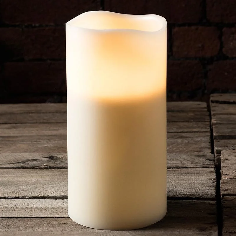 Visita la tienda de Lights4fun Lights4fun Grande Vela con 3 Mechas LED Blanco Cálido Sin Llama a Pilas con Temporizador en Cera Marfil de 30 cm Decoración para Interiores — Cena a la luz de velas