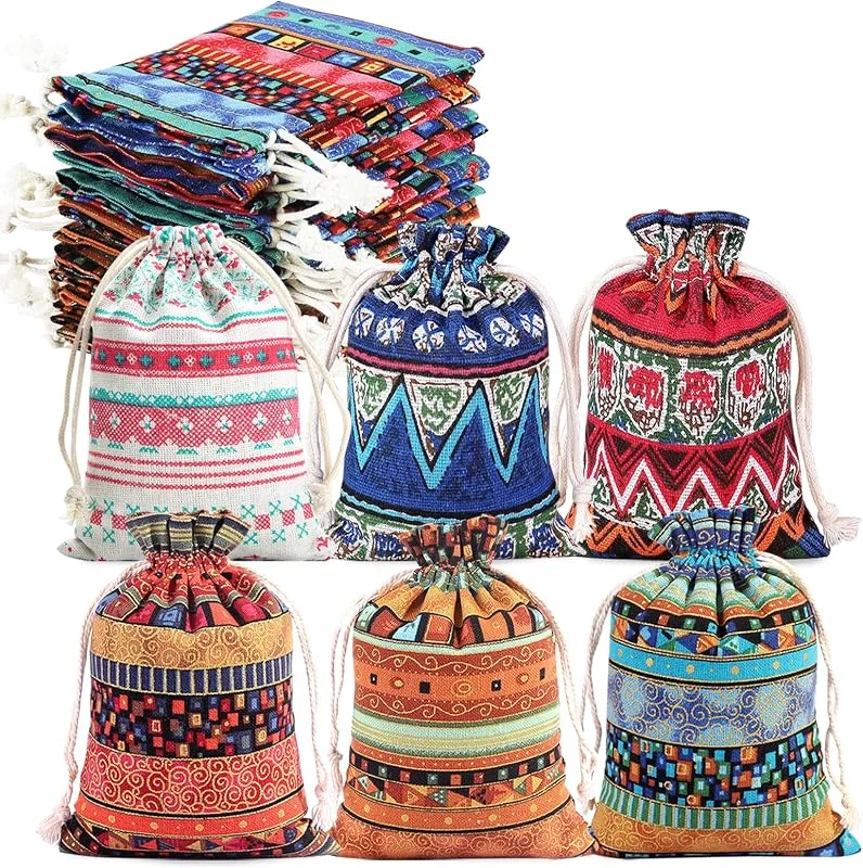 NVGVUP 30 Bolsas de Yute con Cordón de Estilo étnico, Bolsas de Regalo Arpillera, Pequeñas Bolsas de Tela con Cordón, Bolsas de Joyería para Navidad, Cumpleaños, Bodas, Fiestas (10 x 13 cm) — Envoltorio regalo