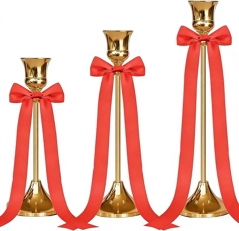 SparkleJoy Juego de 3 candelabros dorados con lazo rojo, 22, 19, 16 cm de altura, candelabros decorativos dorados vintage para cenas de cumpleaños, aniversarios, bodas, decoración del hogar (dorado, 3) — Cena a la luz de velas