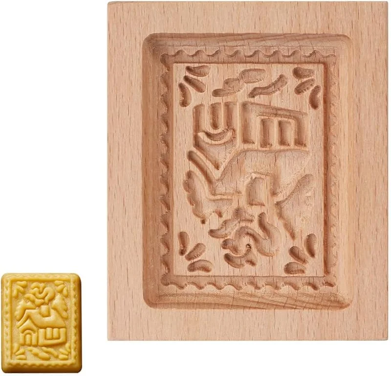 MiOYOOW Molde de madera para galletas, cortador de galletas tallado, herramienta para hornear galletas, cortadores de galletas fáciles de desmoldar, sello para galletas para Halloween, Navidad, Acción — Hogar y cocina