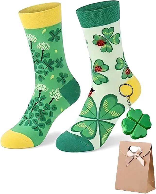 RAVNIX Calcetines de la Suerte con Trébol 4 Hojas, Set 1 Par + Llavero Amuleto y Bolsa Kraft, Regalo para Buena Suerte y Actitud Positiva — Decoracion Navidad